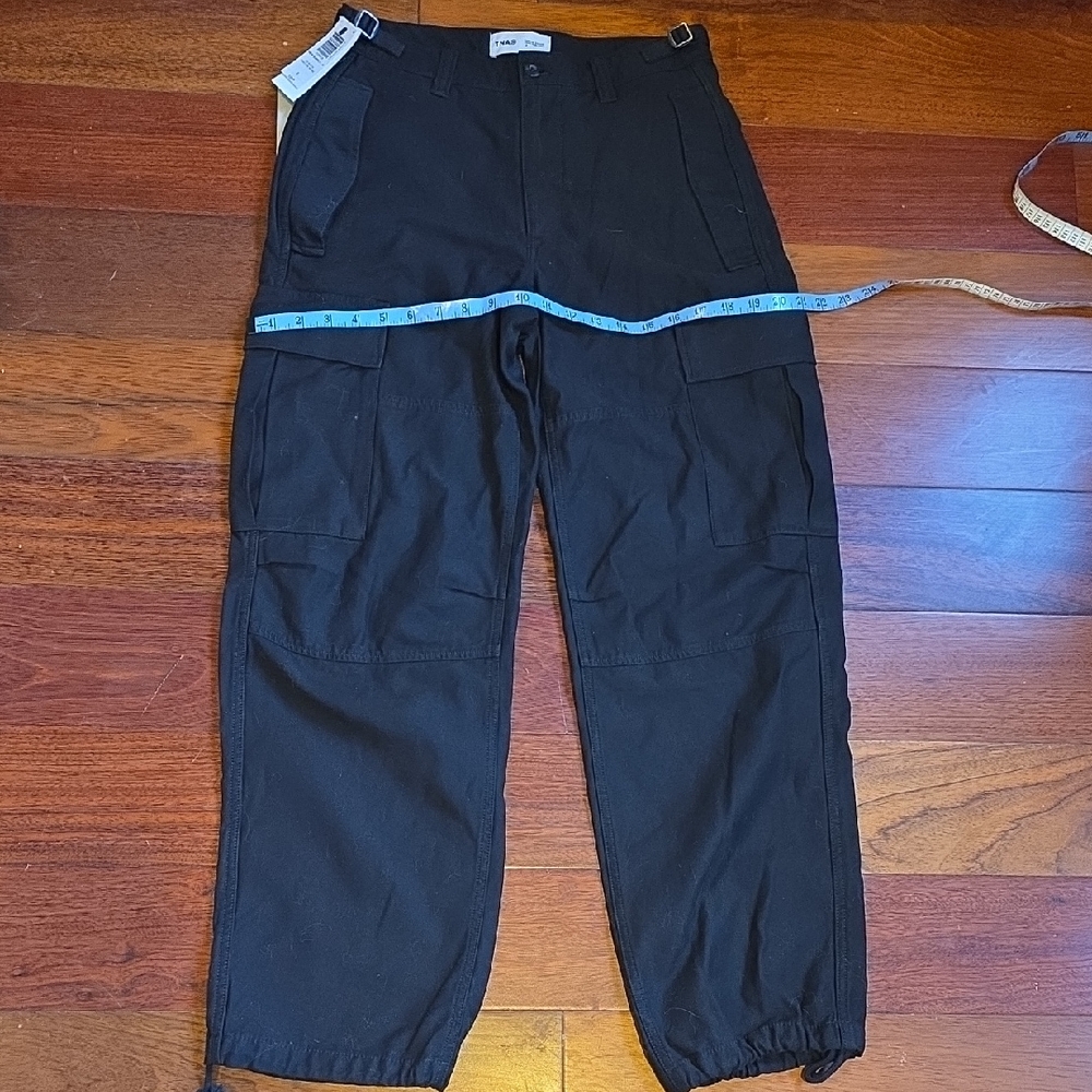 NWT TNA Women's Black Cargo Pants